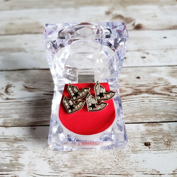 💕Famous Stars & Straps Earrings💕 - Picture 2 of 5